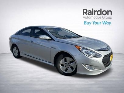 Used 2012 Hyundai Sonata Hybrid w/ Leather Pkg