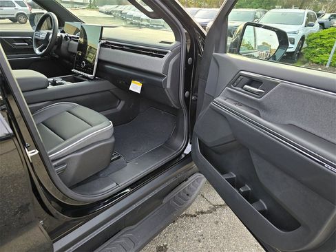 New 2026 GMC Sierra EV Elevation image 43