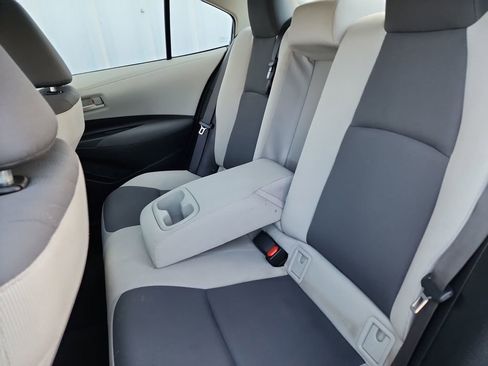 Used 2024 Toyota Corolla LE image 38