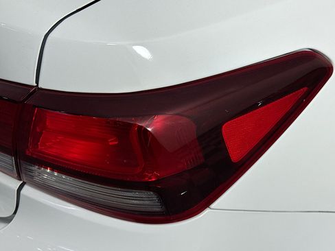 Used 2019 Kia Rio S image 32