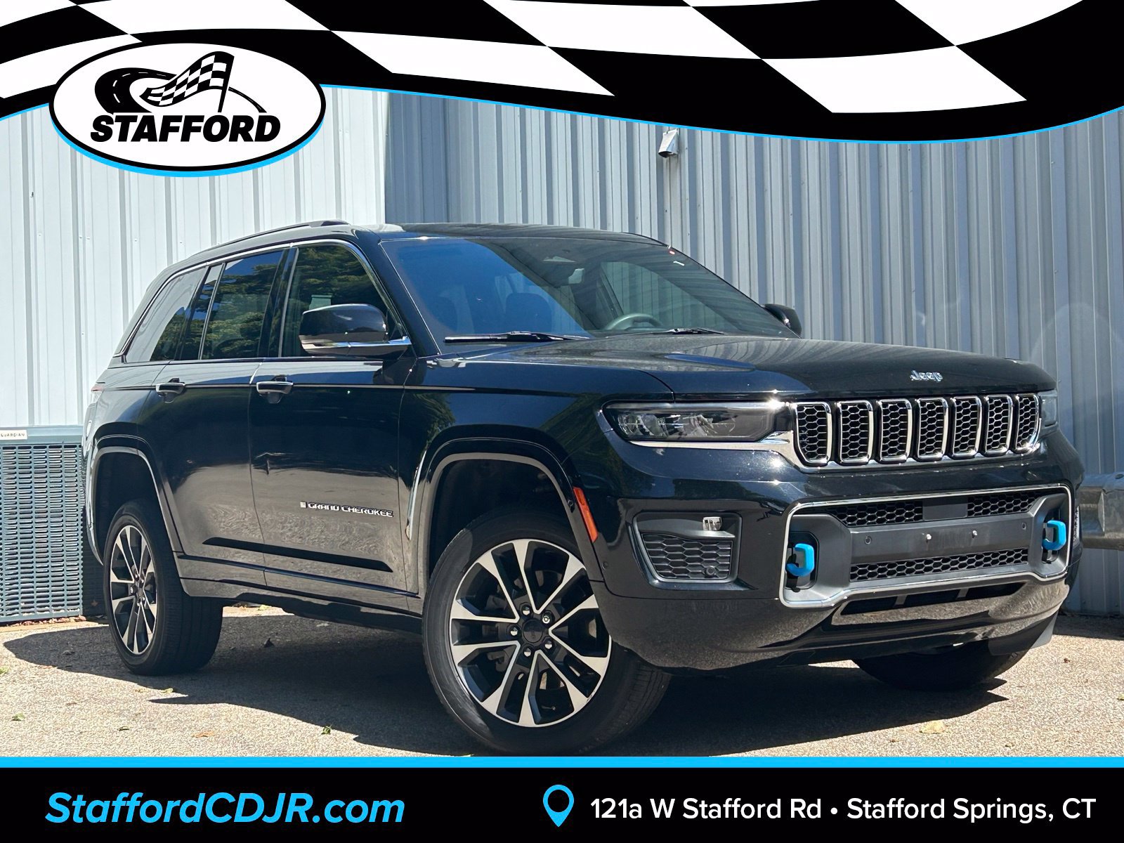 Used 2023 Jeep Grand Cherokee Overland w/ Luxury Tech Group IV AWD/4WD image 1