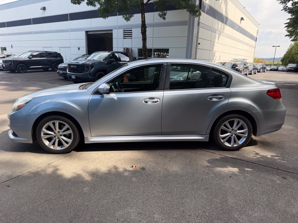 Used 2013 Subaru Legacy 2.5i Premium AWD/4WD image 7