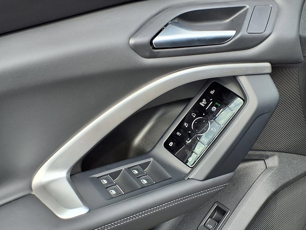 New 2026 Audi Q5 Premium Plus AWD/4WD image 10