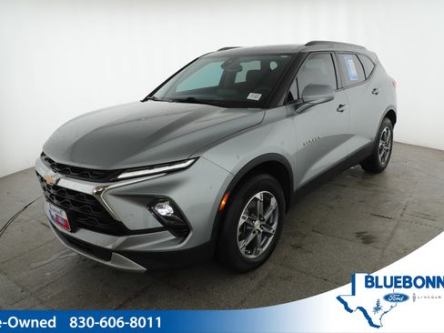 Used 2023 Chevrolet Blazer LT w/ Convenience Package FWD image 1