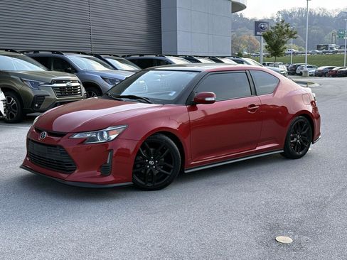 Used 2016 Scion tC image 1