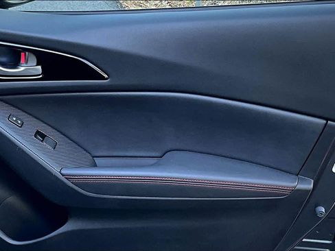 Used 2016 MAZDA MAZDA3 s Grand Touring image 22