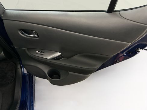 Used 2024 Nissan Leaf S FWD image 30