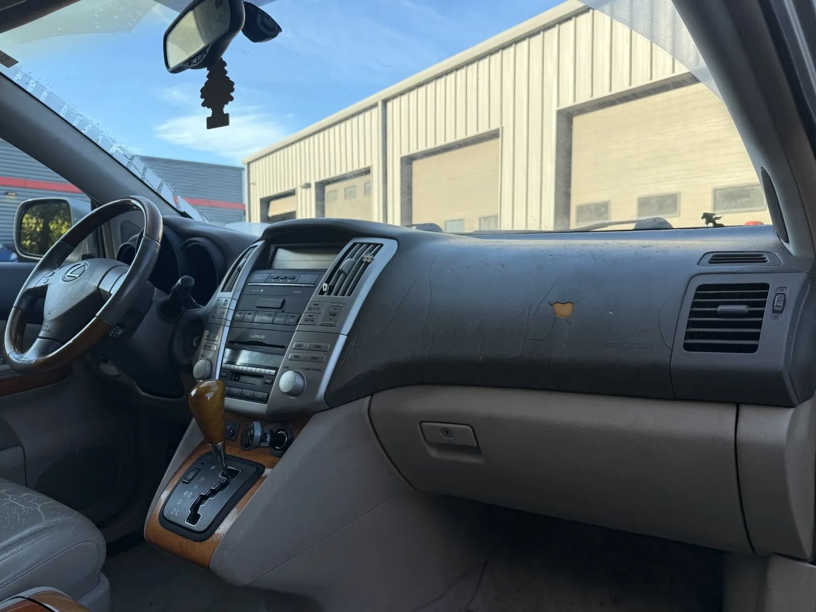 Used 2004 Lexus RX 330 FWD image 13