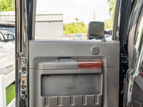 Used 2009 Ford F250 Lariat AWD/4WD image 32