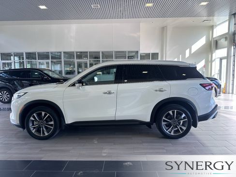 Certified 2023 INFINITI QX60 Luxe w/ Cargo Package AWD/4WD image 9