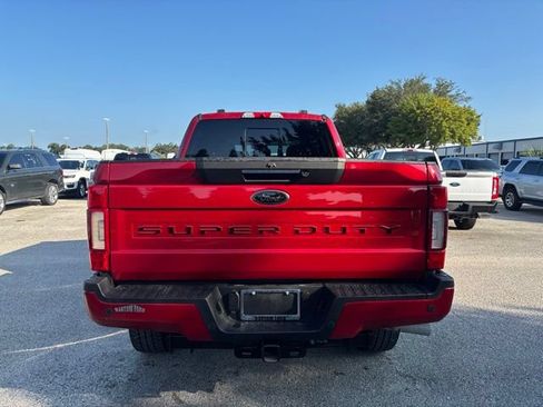 Used 2022 Ford F250 Lariat w/ Black Appearance Package AWD/4WD image 6