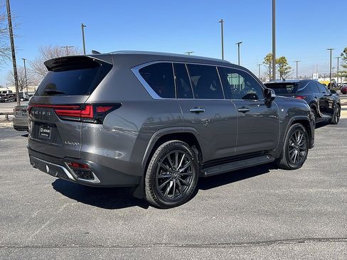 Used 2024 Lexus LX 600 F Sport image 3