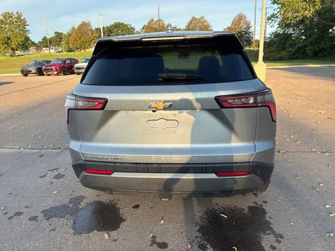 Used 2026 Chevrolet Equinox LT AWD/4WD image 10