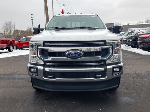 Used 2022 Ford F250 XLT w/ XLT Premium Package image 2