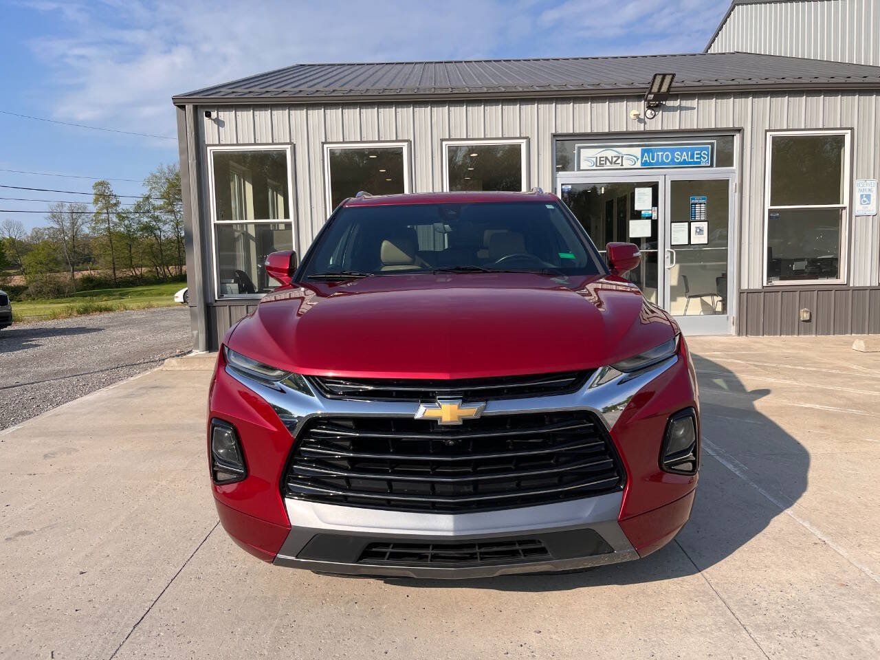 Used 2020 Chevrolet Blazer Premier w/ Driver Confidence II Package AWD/4WD image 2