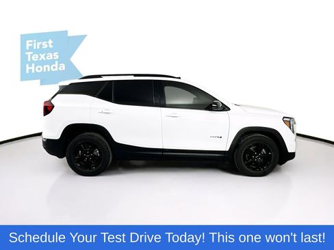 Used 2022 GMC Terrain AT4 w/ Infotainment Package II image 10