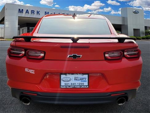 Used 2022 Chevrolet Camaro LT image 4