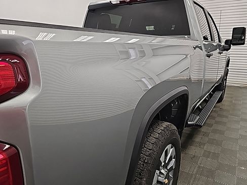 Used 2024 Chevrolet Silverado 2500 Custom w/ Custom Value Package image 9