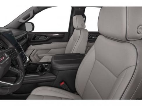 Used 2026 GMC Yukon Denali w/ Sun & Power Step Package AWD/4WD image 11
