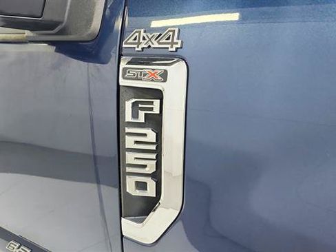 Used 2019 Ford F250 XL w/ STX Appearance Package AWD/4WD image 27