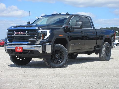 New 2025 GMC Sierra 2500 SLE w/ SLE Value Package; image 9