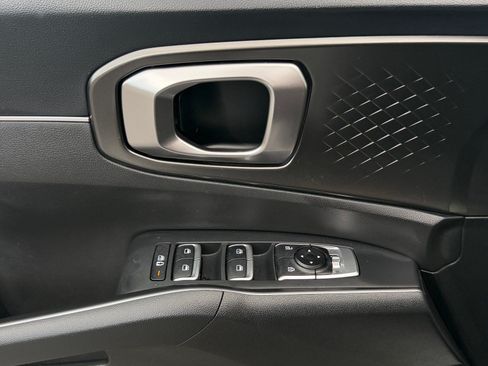 Certified 2023 Kia Sorento EX AWD/4WD image 22