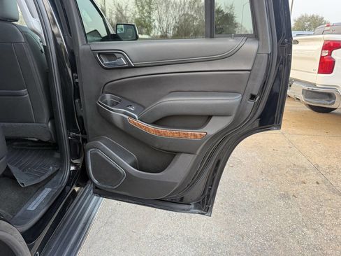 Used 2017 Chevrolet Tahoe Premier RWD image 18