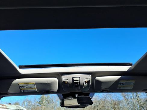 Used 2017 Mercedes-Benz G 550 image 25