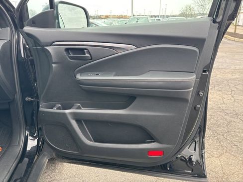 Used 2022 Honda Pilot TrailSport image 41