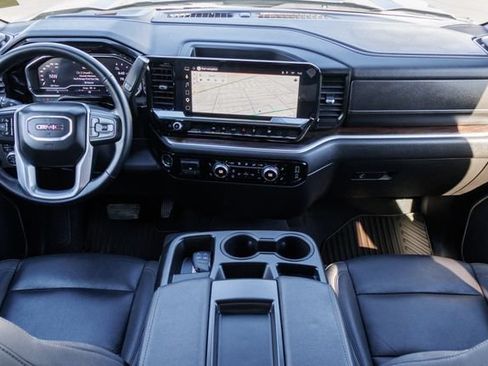 Used 2025 GMC Sierra 1500 SLT AWD/4WD image 21