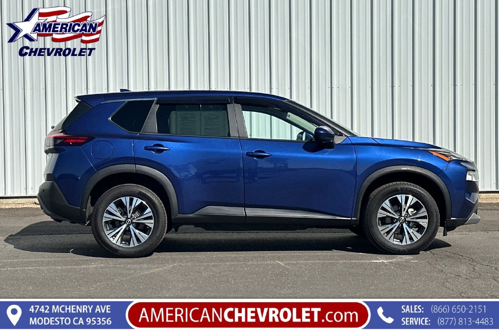 Used 2023 Nissan Rogue SV AWD/4WD image 3