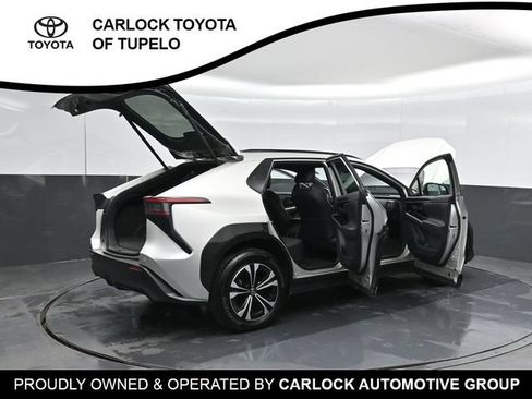 Used 2025 Toyota bZ4X FWD image 60