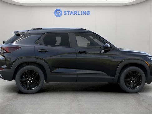 New 2026 Chevrolet TrailBlazer LT w/ Midnight Edition FWD image 4