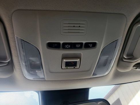 Used 2021 Toyota Corolla LE FWD image 40