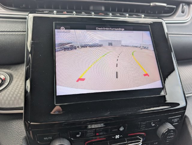 Used 2024 Jeep Grand Cherokee Altitude RWD image 16