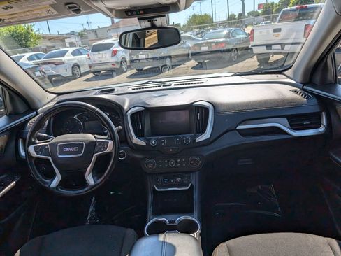 Used 2020 GMC Terrain SLE w/ Driver Convenience Package FWD image 14