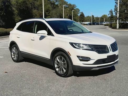 Used 2018 Lincoln MKC Select w/ Select Plus Package image 2
