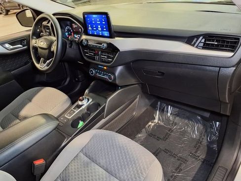 Certified 2020 Ford Escape SE FWD image 31
