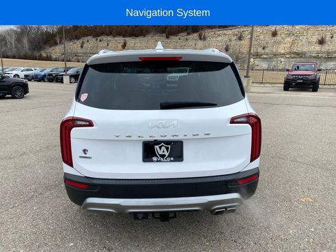 Used 2022 Kia Telluride SX w/ SX Prestige Package image 5
