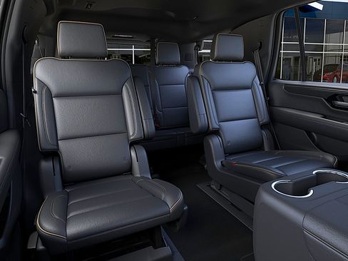 New 2026 GMC Yukon Elevation w/ Elevation Premium Package AWD/4WD image 17