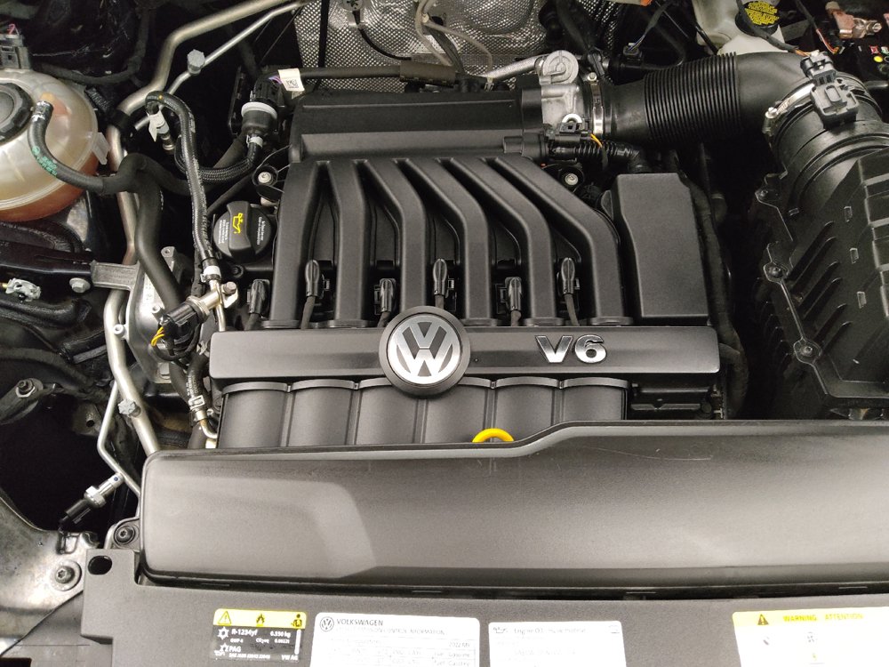 Used 2022 Volkswagen Atlas Cross Sport SE AWD/4WD image 30