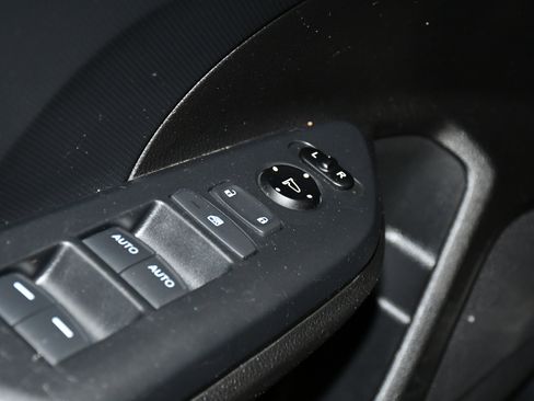 Used 2017 Honda Civic Sport image 31