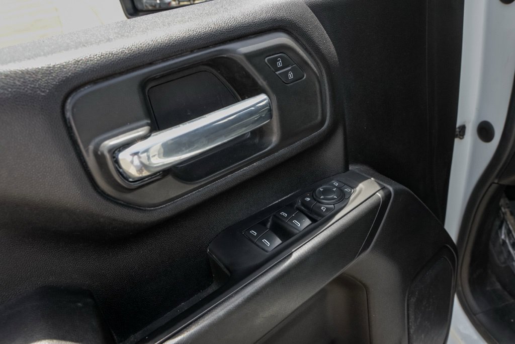 Used 2022 Chevrolet Silverado 2500 Custom w/ Custom Value Package AWD/4WD image 16