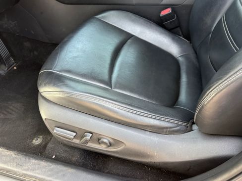 Used 2019 Toyota RAV4 Limited w/ Advanced Technology Package FWD image 16