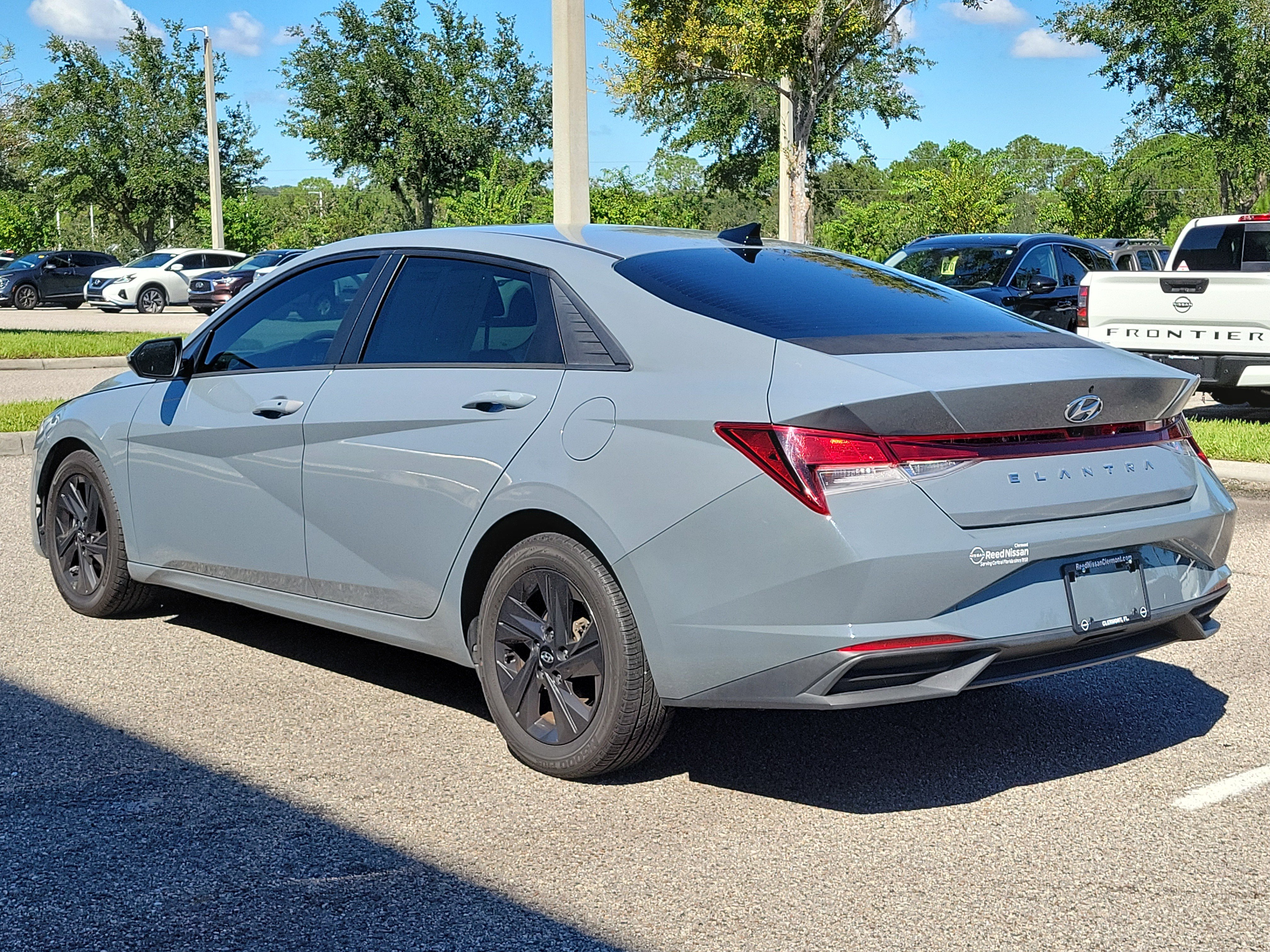 Used 2021 Hyundai Elantra SEL w/ Convenience Package FWD image 8