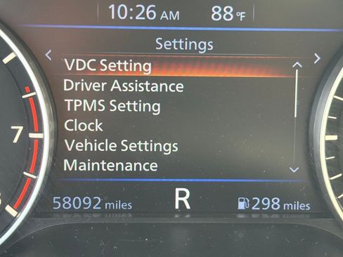 Used 2024 Nissan Altima 2.5 SV FWD image 12