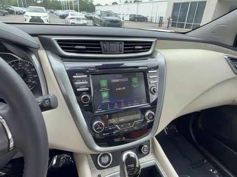 Used 2024 Nissan Murano SL AWD/4WD image 13