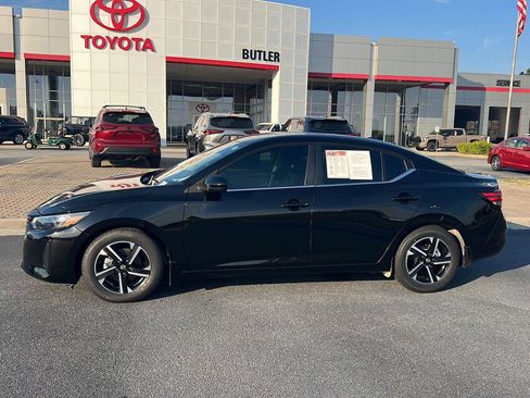 Used 2024 Nissan Sentra SV FWD image 3