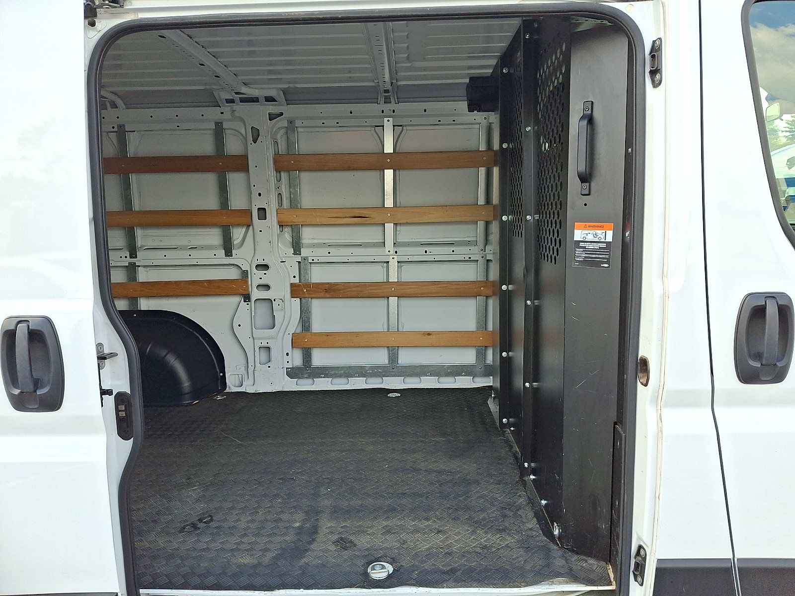 Used 2025 RAM ProMaster 2500 w/ U-Haul Equipment Group FWD image 12