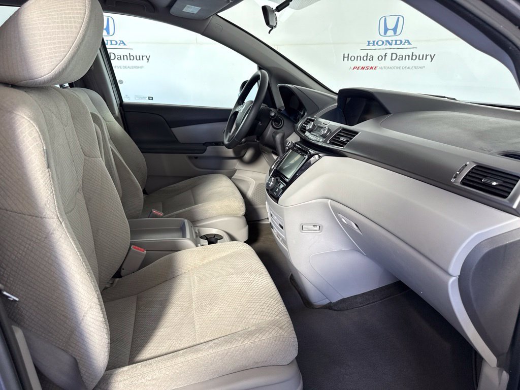 Used 2016 Honda Odyssey SE image 6